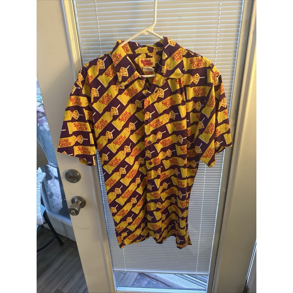 Y2K Sugar Daddy Shirt "L" VTG 2001 Collectible Button-Up Candy Print